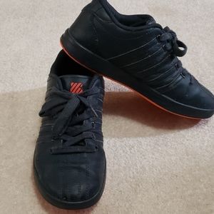 K-Swiss Boys Size 4 Sneakers